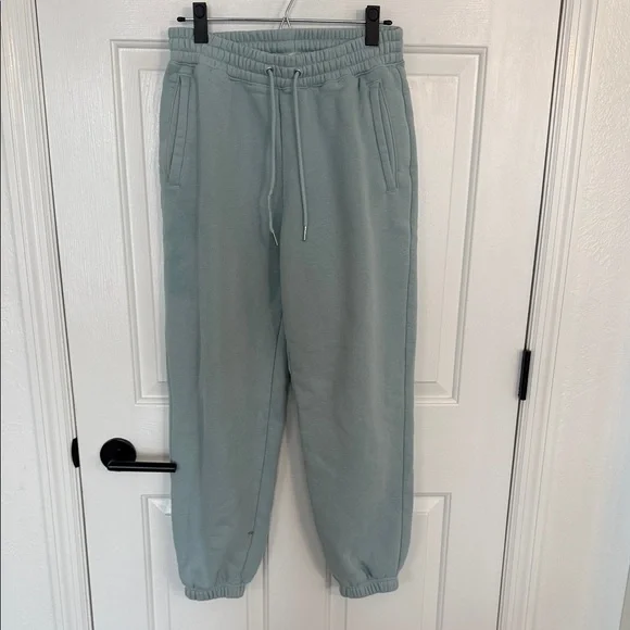 A&F Essential Sunday Sweatpants Light Blue Med - Picture 2 of 6